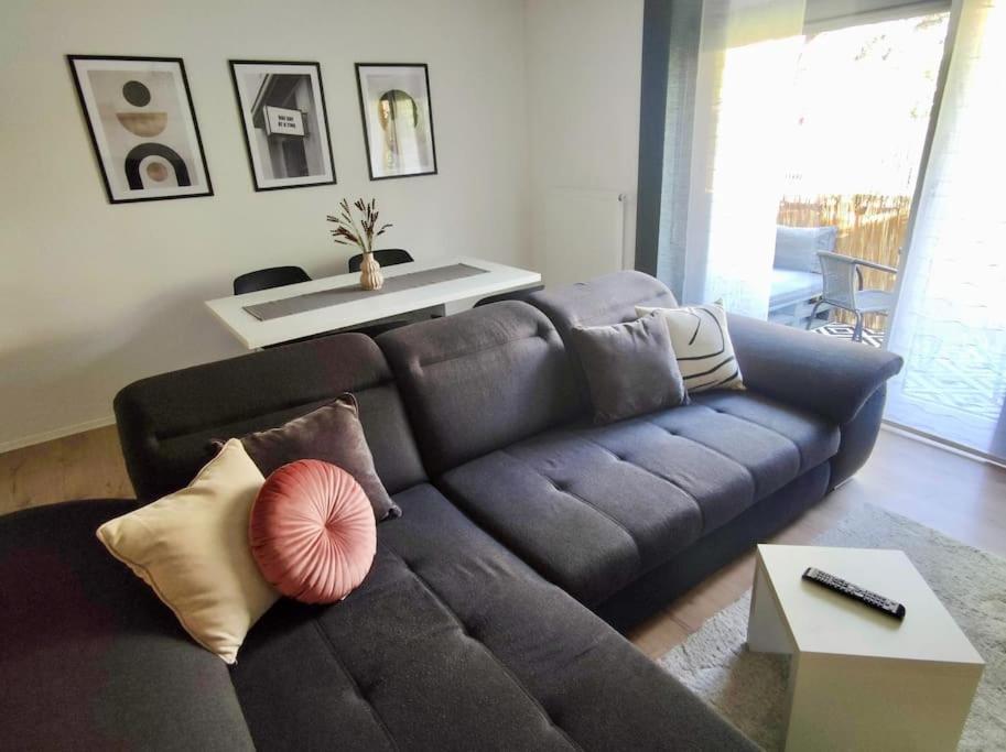 Fh-naehe: Modernes Mit Balkon